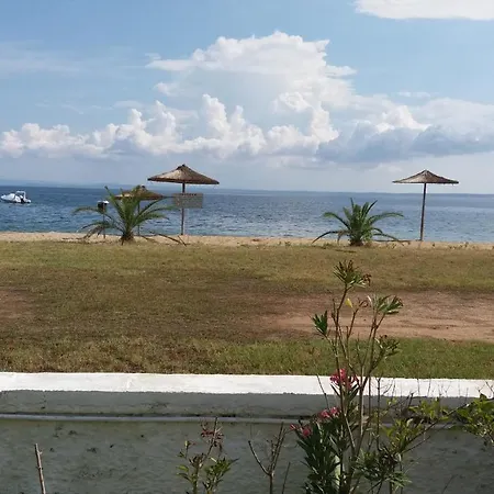 Apartment Sunny Near The Sea *